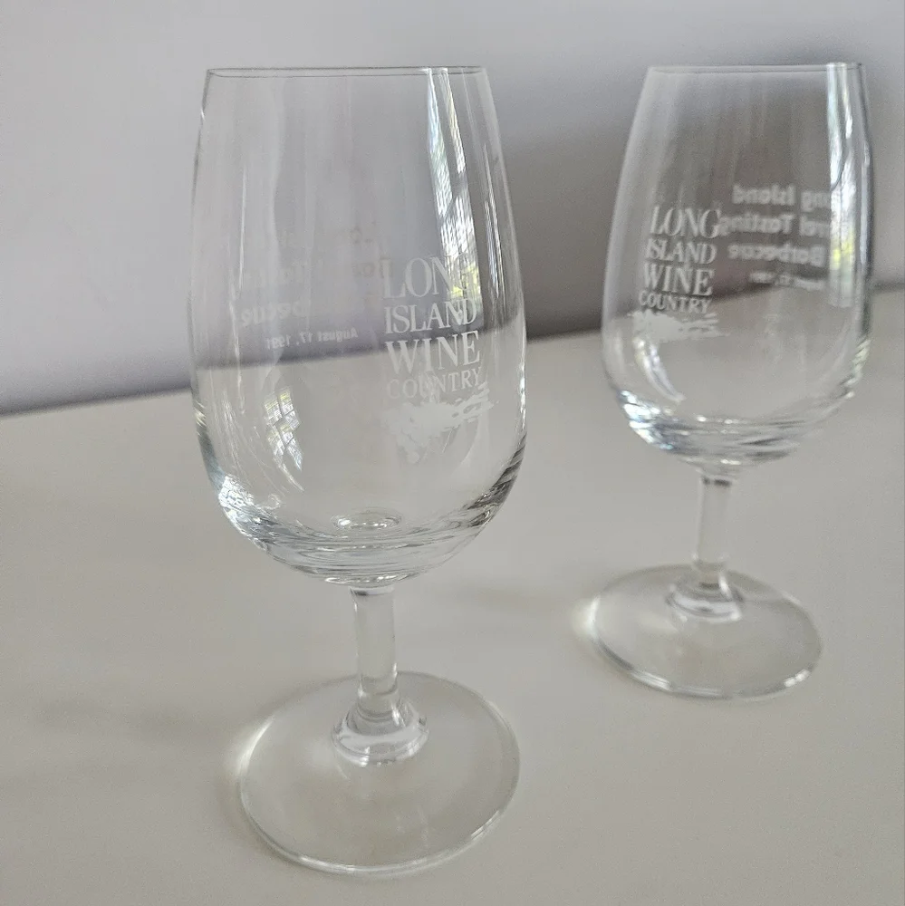 VTG 1991 Long Island Barrel Tasting & BBQ Wine Glasses x 2